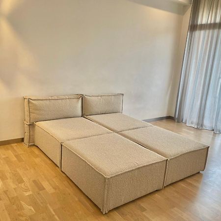 Metro Apartment Erivan Exterior foto