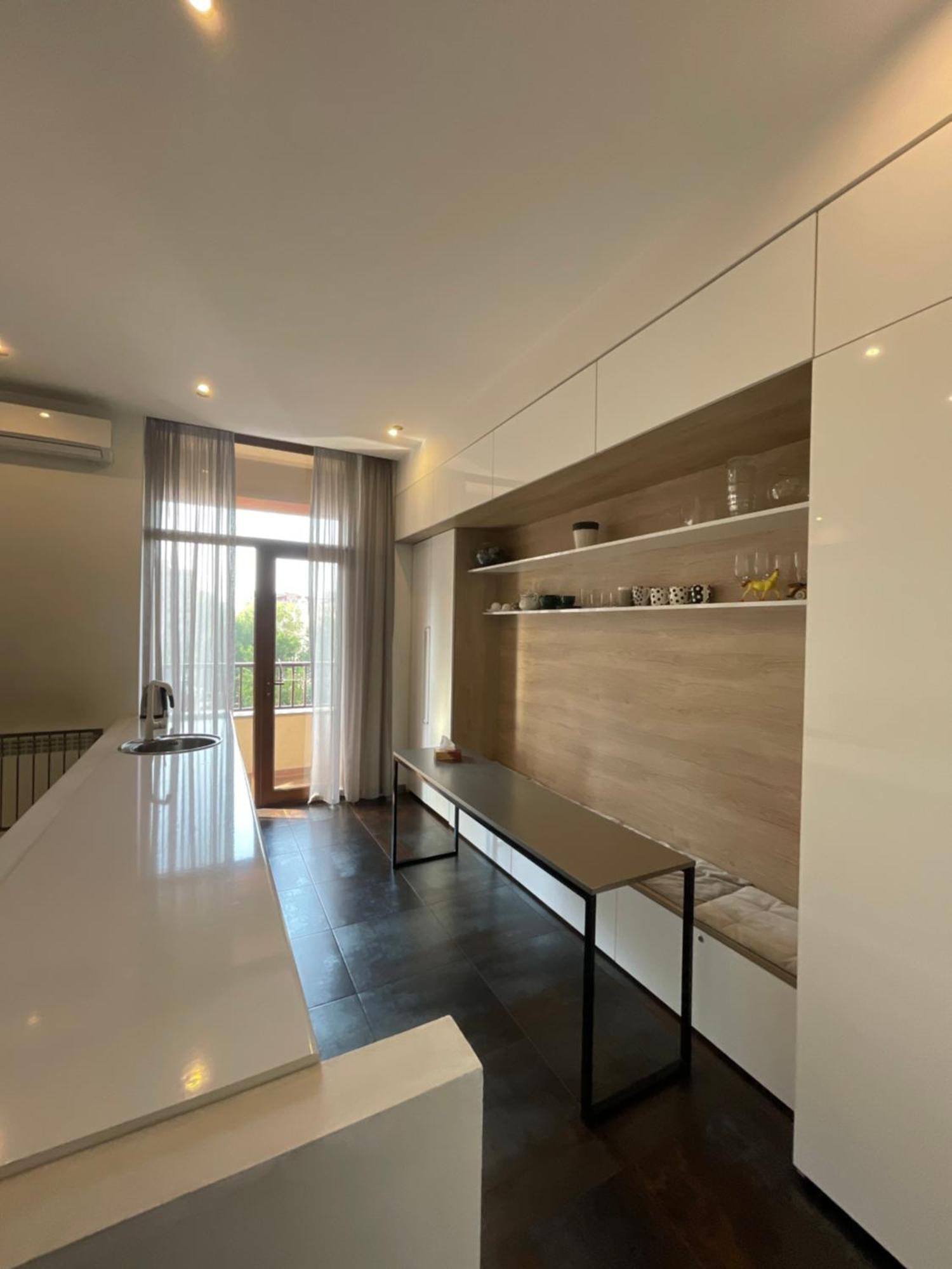Metro Apartment Erivan Exterior foto