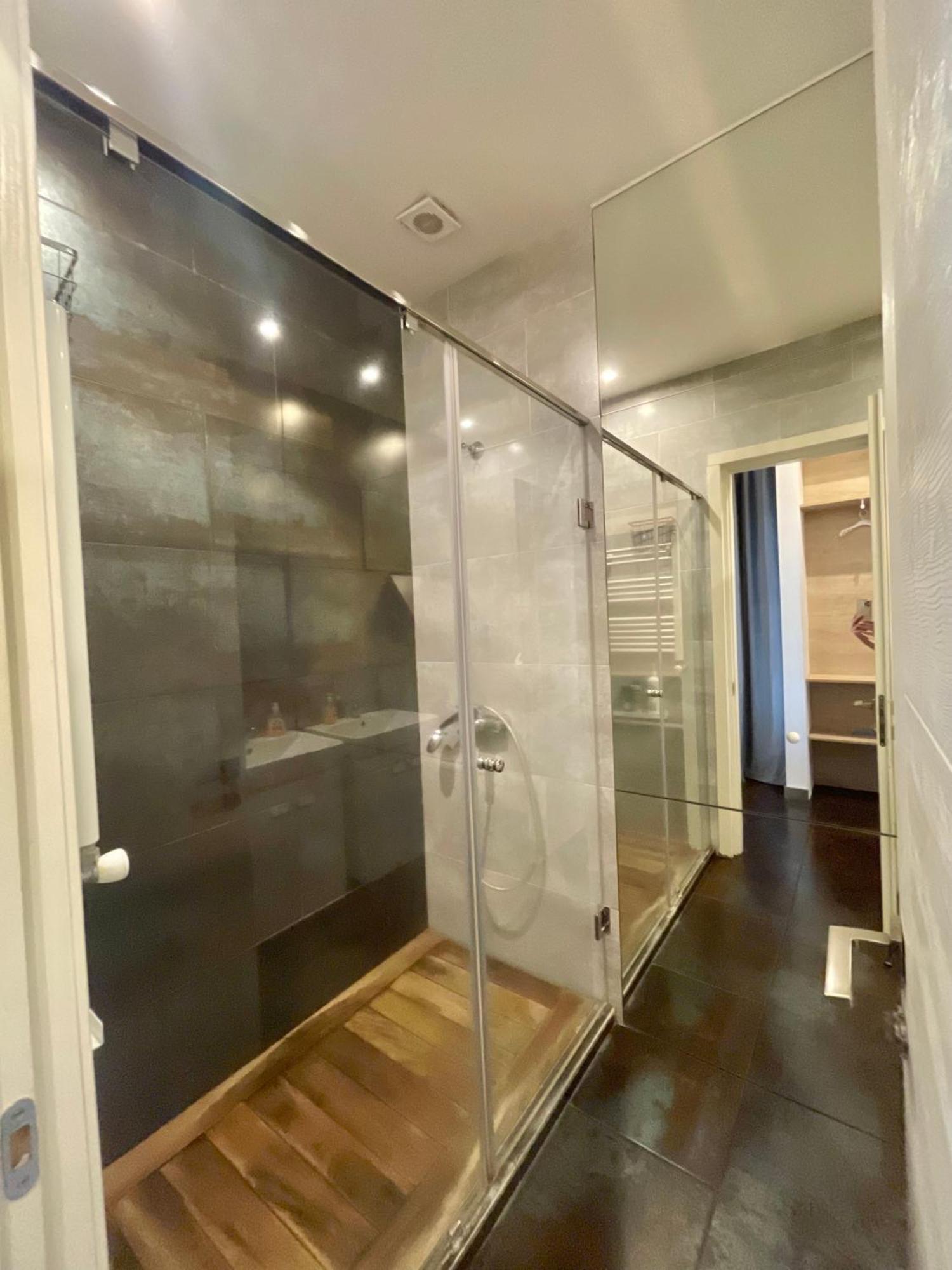 Metro Apartment Erivan Exterior foto