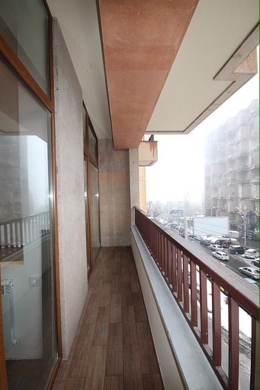 Metro Apartment Erivan Exterior foto